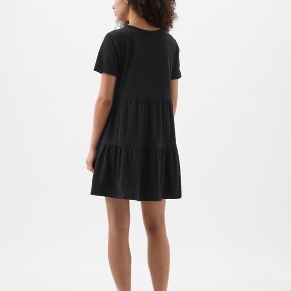 Gap Ladies Short Sleeve Tiered Dress Size L True Black NWT - Picture 2 of 3